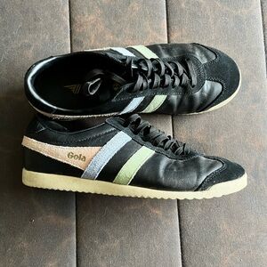 Gola Women’s Black Sneakers with Stripes